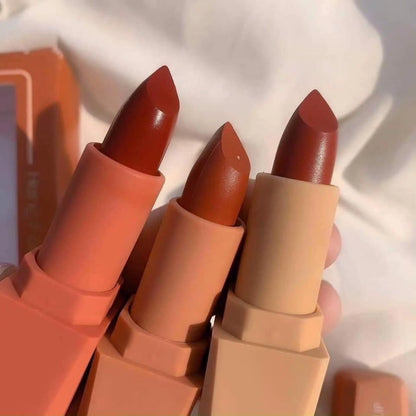Hang Feng colourful vivid lipstick