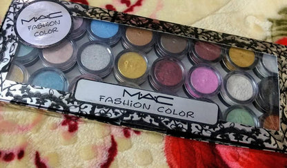 MAC GLITTERS ND CREAMY EYESHADOW