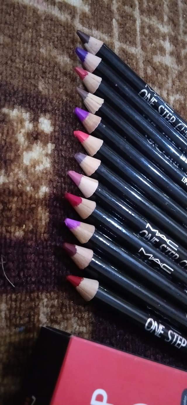 MAC ONE STEP LIP PENCIL - Image 2