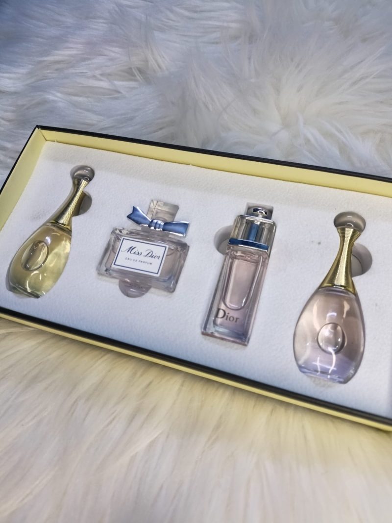 Dior Mini Purfume Set 4 IN 1 - Image 5