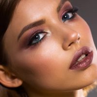 woman-gee0a646d2_1920_720x